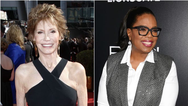 Mary Tyler Moore surprised Oprah in a heartwarming TV moment.