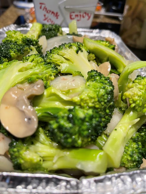 Broccoli with garlic sauce from Su’s Garden, Marco Island.